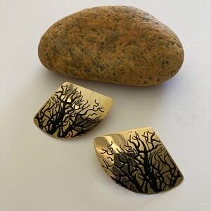 Vintage Goldtone Tree Design Earrings